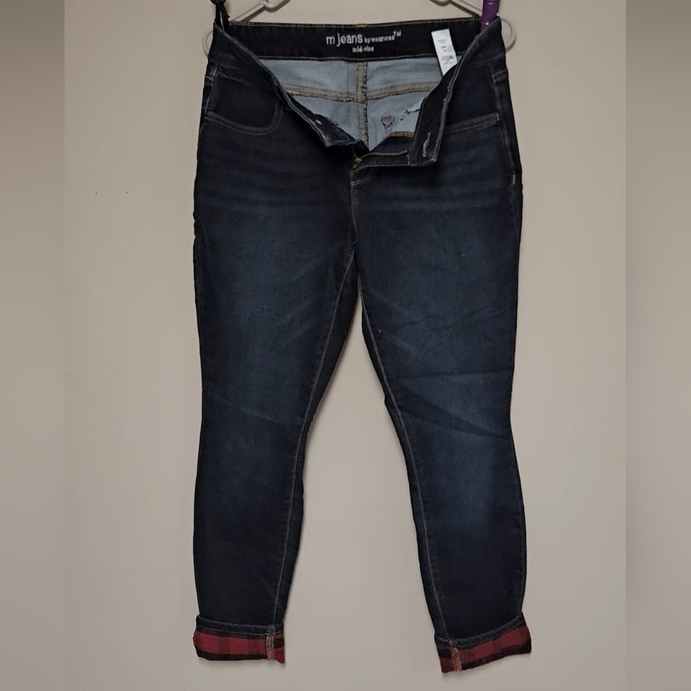 m jeans by maurices™ Super Soft Mid Rise Plaid Cuffed Jegging - Picture 8 of 10